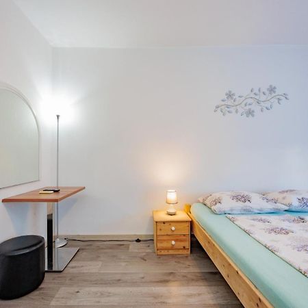 Crowonder Lucky Holiday House With Pool And Patio 30 Meters From The Beach ซาดาร์ ภายนอก รูปภาพ