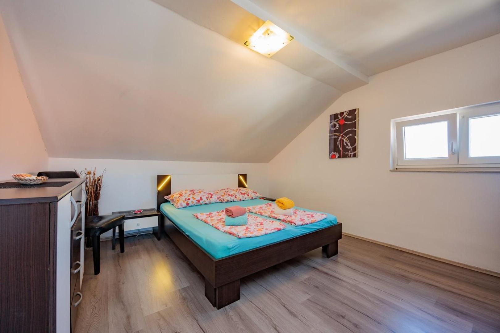 Crowonder Lucky Holiday House With Pool And Patio 30 Meters From The Beach ซาดาร์ ภายนอก รูปภาพ